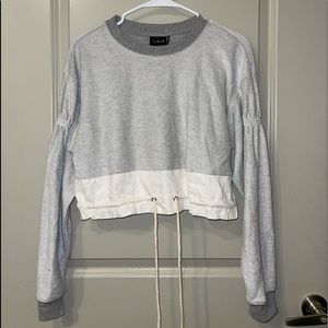 cropped lightweight crew neck